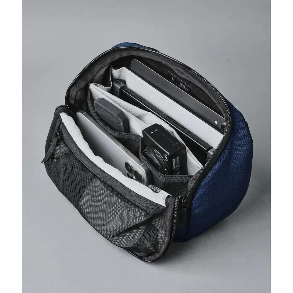 NWT Alpaka Waterproof Travel Vertex Sling Pouch Blue | Axoflux 600D
